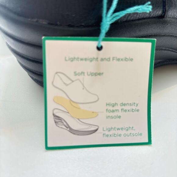 Kohls Boots Women’s Sz 8 Booties Shoes Black Leather Ankle Zipper Side-Top Strap - Picture 6 of 9